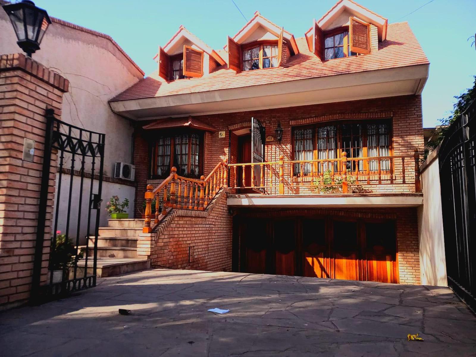 メンドーサ Casa Bravo Bed & Breakfast エクステリア 写真